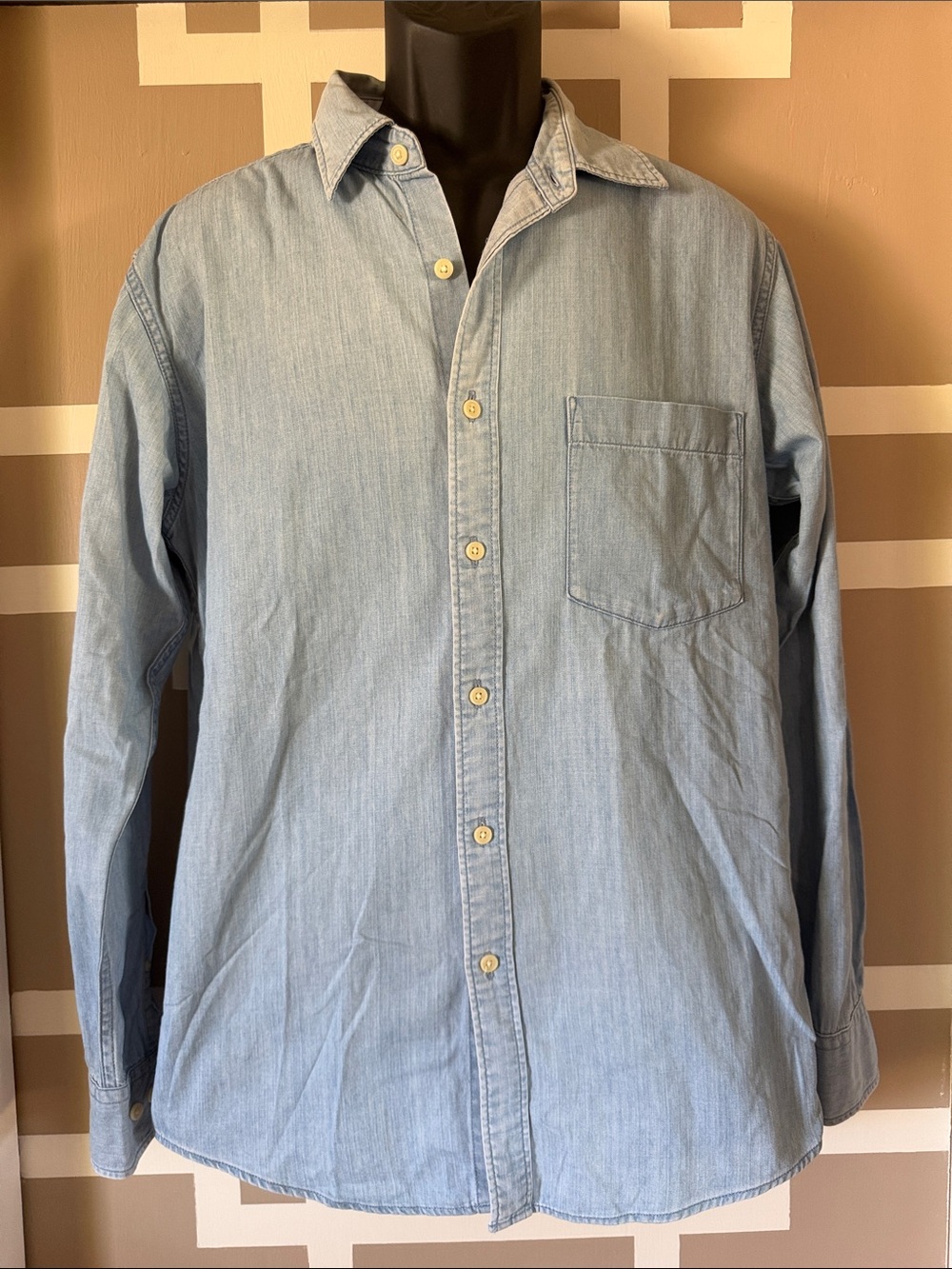 Uniqlo Light Blue Soft Denim Button-Down Shirt - Men's Casual NWOT Sz L